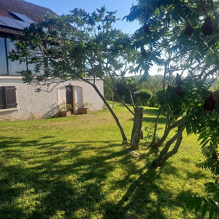 Apartmán Au Petit Bois Magique Payrac Exteriér fotografie